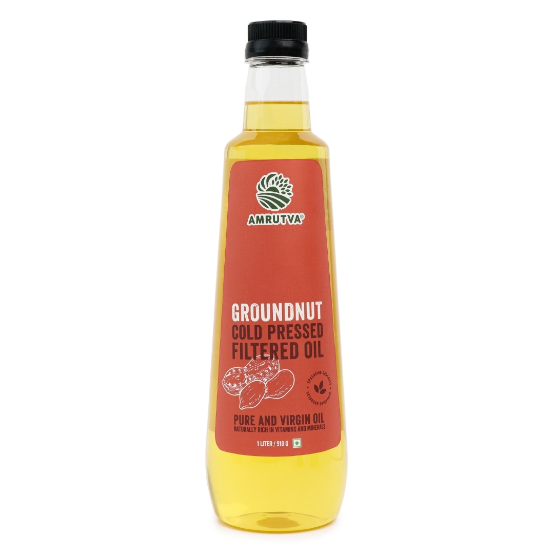 Amrutva Cold Pressed Groundnut Oil made with premium Indian peanuts using traditional wooden kolhus/chekku. This groundnut oil is 100% natural; pure; and perfect for cooking back side of pet bottle