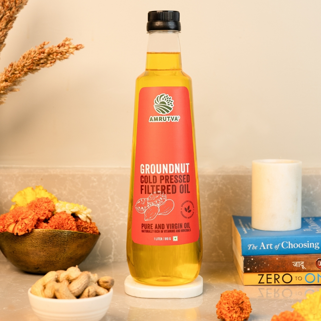 Amrutva Cold Pressed Groundnut Oil made with premium Indian peanuts using traditional wooden kolhus/chekku. This groundnut oil is 100% natural; pure; and perfect for cooking
