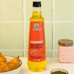 Amrutva Cold Pressed Groundnut Oil made with premium Indian peanuts using traditional wooden kolhus/chekku. This groundnut oil is 100% natural; pure; and perfect for cooking